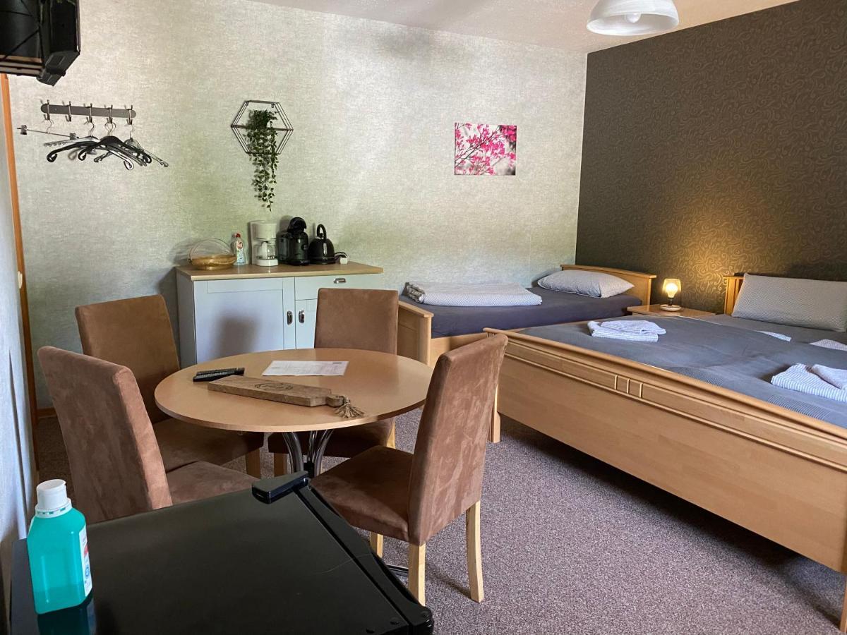 Rooms4Ring Privatzimmer Am Nurburgring Quiddelbach Екстериор снимка